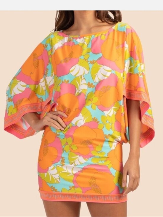 Trina Turk Other - NWT Trina Turk Playa De Flor Swim Dress Tunic Cover up Size L